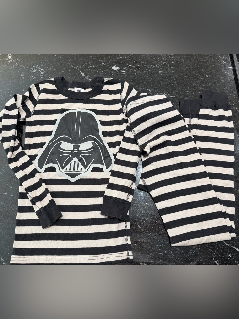 Hanna Andersson Star Wars Darth Vader Pajamas Kids 140 US 10 Organic Cotton